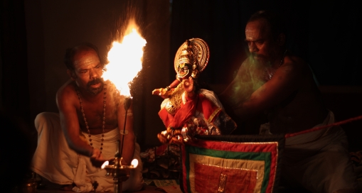 Puppeteers K C Ramakrishnan and Ravi Gopalan Nair, Photo Thulasi Kakkat